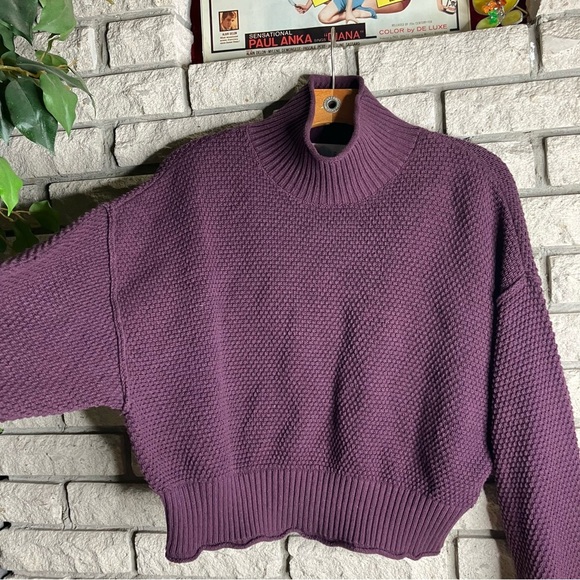 Free People Beach Sweater - Picture 4 of 7